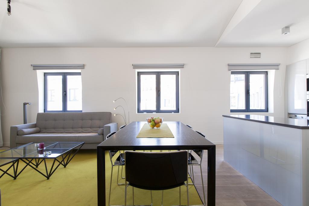 Joivy Lux And Spacious 1br With Huge Terrace, 5mins To Academy Of Sciences * Lisboa